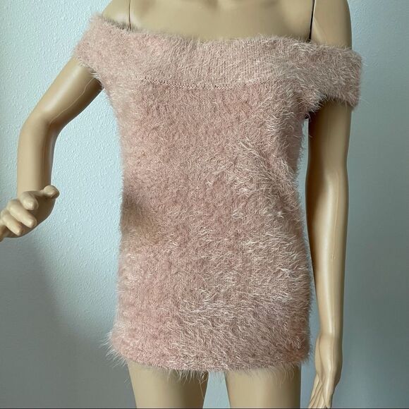 Guess Off The Shoulder Fuzzy Fitted Blouse Blush Pink Size XL - Picture 2 of 16